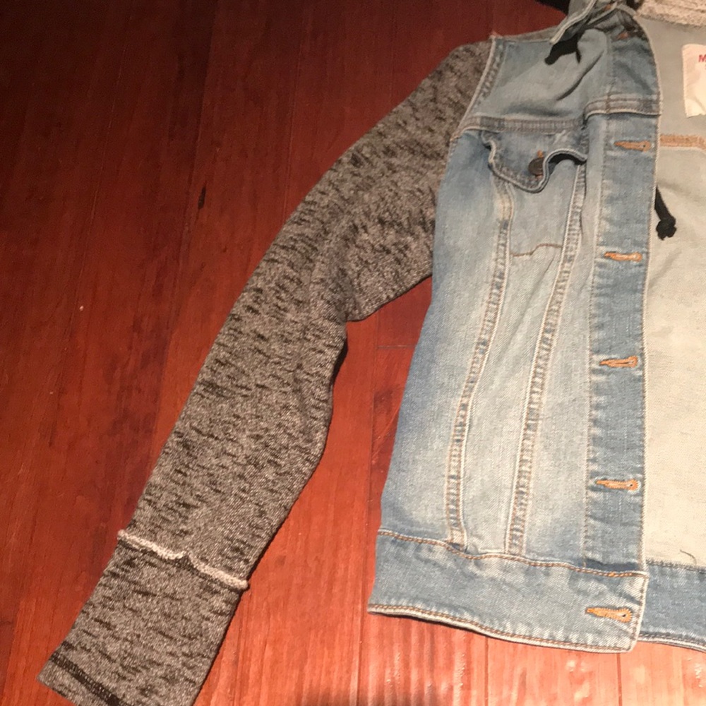jean jacket - Picture 3 of 3